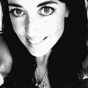 Meet your Posher, Dayna